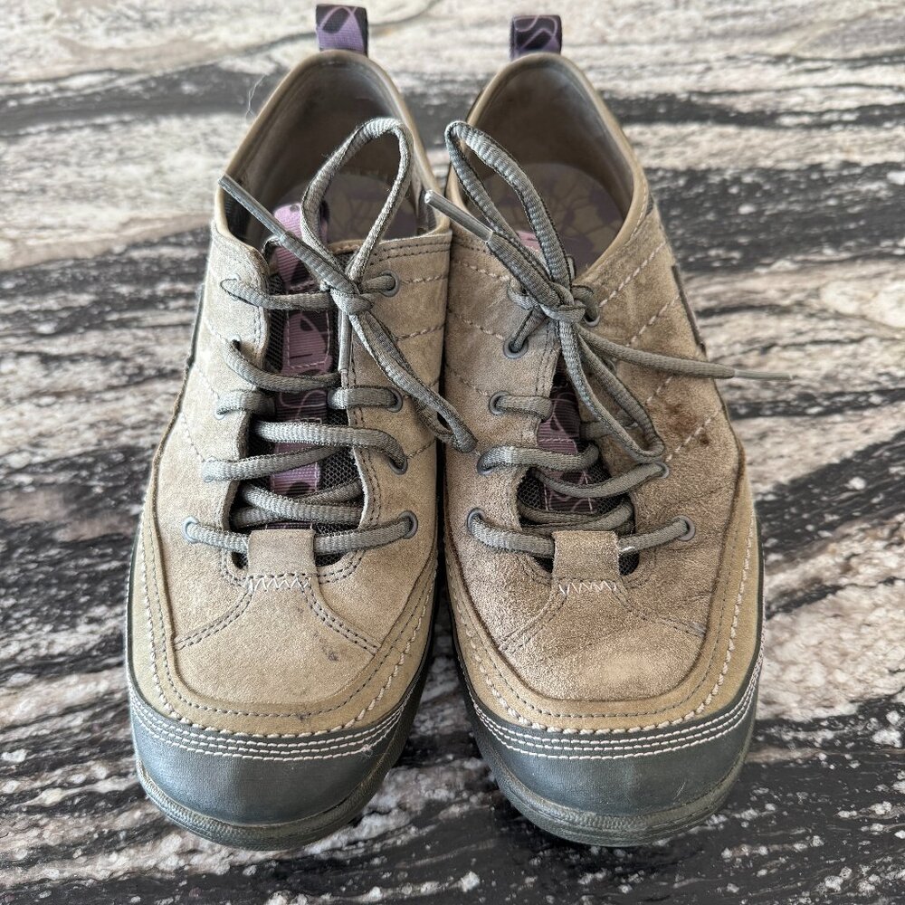 Merrell Women's Comfort Form Size 8.5 Lace Up Walking Shoes